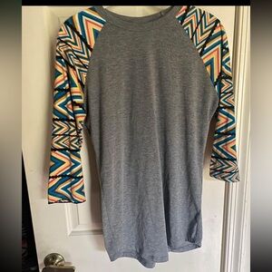 LuLaRoe RANDY Baseball T- Shirt Size XS Gray with Multicolor Sleeves Stretch